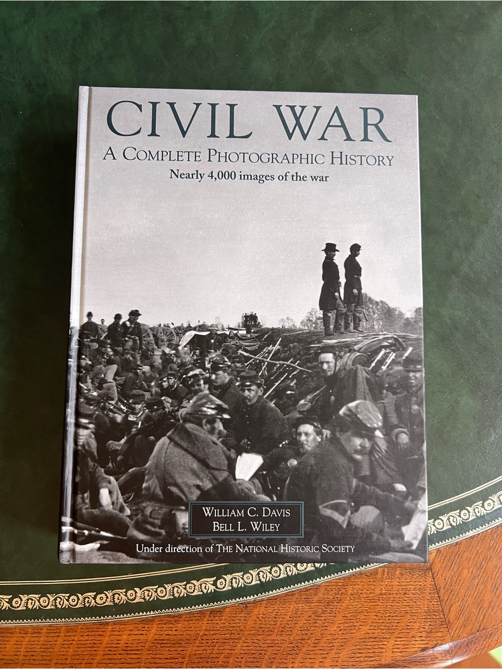 Hardcover Coffee Table Book Civil War Album: A Complete Photographic History